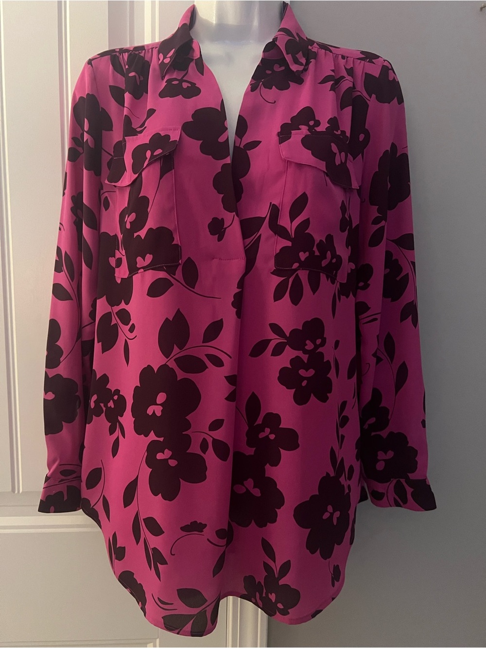 ANN TAYLOR FLORAL PLEATED FRONT TOP SZ MP 8/10 P